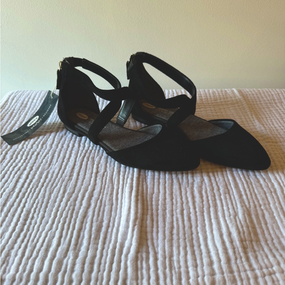 Dr. Scholl's - Black Flats - NWT - Size 8